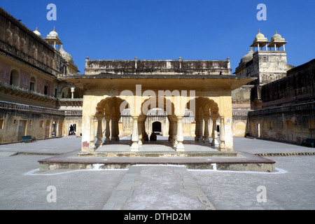 Innenhof, Amber Fort nr Jaipur, Rajasthan, Indien Stockfoto