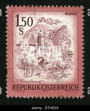 Österreich - CIRCA 1974: Eine Briefmarke in Österreich zeigt Bludenz, gedruckt, aus der Serie "Sehenswürdigkeiten in Österreich", ca. 1974 Stockfoto