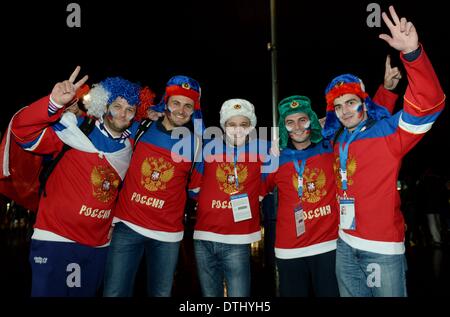 Sotschi, Russland. 18. Februar 2014. Zuschauern im Olympiapark bei den Sochi 2014 Olympischen Spielen, Sotschi, Russland, 18. Februar 2014. Die Olympischen Winterspiele 2014 in Sotschi von 07 bis 23. Februar 2014 laufen. Bildnachweis: Dpa picture Alliance/Alamy Live News Stockfoto