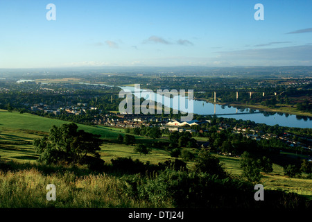 Des Flusses Clyde und der Erskine Bridge von Kilpatrick Hills, Dunbartonshire Stockfoto