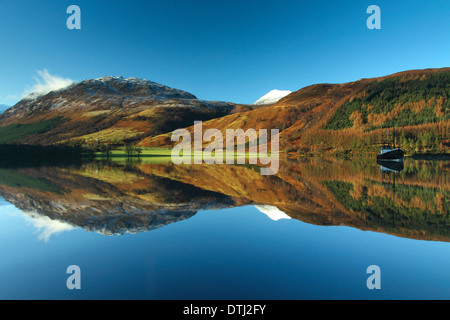 Loch Lochy im Herbst beim Laggan Locks auf der Caledonian Canal, Highland Stockfoto