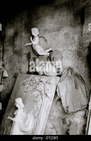 Engel in einer Werkstatt in Kumartuli Kumortuli in Kalkutta Kalkutta in Westbengalen in Indien in Südasien. Kunst Hindu-Gottheit Kultur Engel Skulptur Reisen Stockfoto