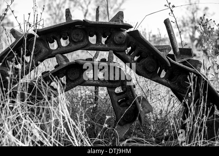 Alte und verlassene Landmaschinen Stockfoto