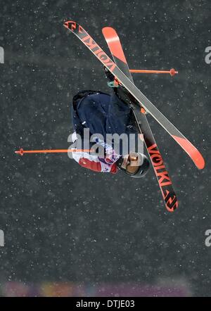 Sotschi, Russland. 18. Februar 2014. James Machon (GBR). Herren ski Halfpipe - Qulification - Rosa Khuter extreme Ski-Zentrum - Sotschi - Russland - 18.02.2014 Credit: Sport In Bilder/Alamy Live News Stockfoto