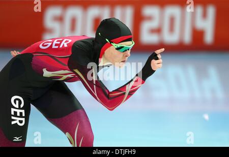 Sotschi, Russland. 19. Februar 2014. Stephanie Beckert Deutschlands tritt während der Frauen 5000m Eisschnelllauf Veranstaltung in Adler-Arena auf der 2014 Olympischen Spiele in Sotschi, Sotschi, Russland, 19. Februar 2014. Foto: Christian Charisius/Dpa/Alamy Live News Stockfoto