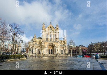 St. Anne Kathedrale, auch bekannt als Belfast Cathedral ist eine Kathedrale der Church of Ireland in Donegall Street, Belfast, Nord Stockfoto