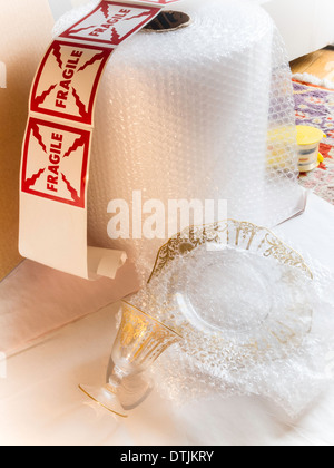 Verpackungsmaterialien für zerbrechliche Gegenstände Stockfoto