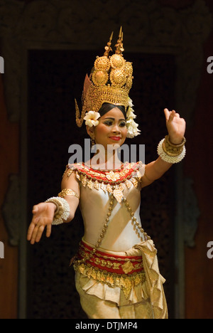 Darstellung der Apsara Tanz. Apsara Theater. Siemp ernten. Kein Besuch in Kambodscha ist komplett ohne mindestens einen kurzen Blick auf Stockfoto