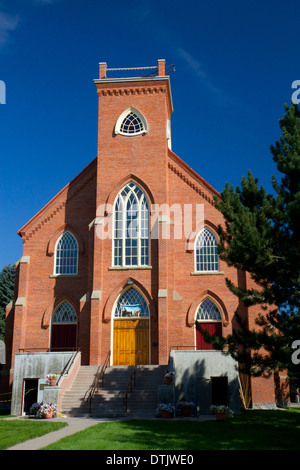 Native Ton Backsteinfassade der St. Ignatius Mission befindet sich in St. Ignatius, Montana, USA. Stockfoto