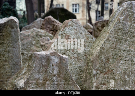 Der alte jüdische Friedhof in Prag. Der alte jüdische Friedhof in Prag (Tschechisch: Alter jüdischer Friedhof) befindet sich in der Stockfoto