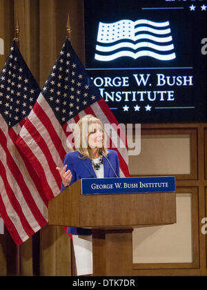 Dallas, TX, USA. 19. Februar 2014. Mitbegründer der Beitritt Kräfte, Second Lady der Vereinigten Staaten, Dr. Jill Biden, spricht in Dallas, Texas, bei der Vorstellung des militärischen Service Initiative Gipfel "Empowering Our Nation Krieger," an der George W. Bush Institut Kredit: J. G. Domke/Alamy Live News Stockfoto