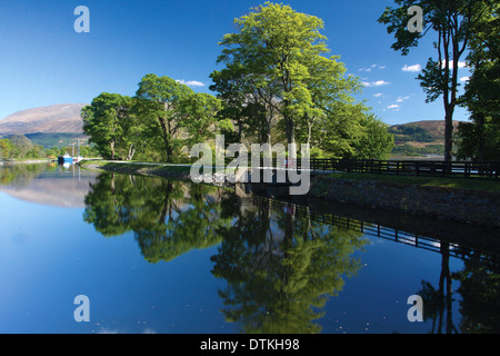 Der Caledonian Canal bei Corpach in der Nähe von Fort William, Lochaber, Highlands Stockfoto