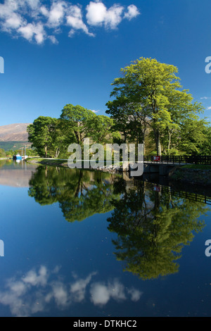 Der Caledonian Canal bei Corpach in der Nähe von Fort William, Lochaber, Highlands Stockfoto