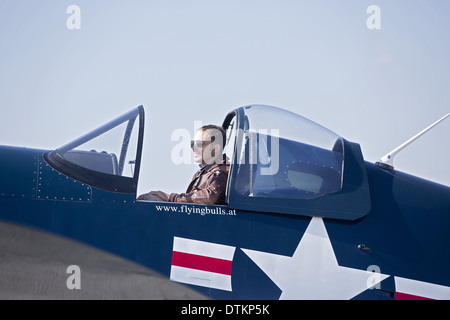 F4U-4 Corsair Red Bull Stockfoto