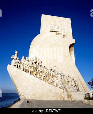 Das Denkmal der Entdeckungen (Padrão Dos Descobrimentos) am Rande des Flusses Tejo Stockfoto