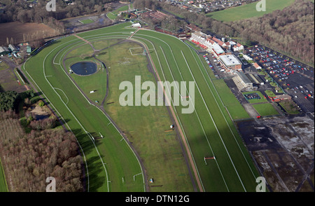 Luftaufnahme von Haydock Park Racecourse Stockfoto