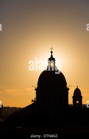 Der Petersplatz und die römischen Dächer. Rom, Italien Stockfoto