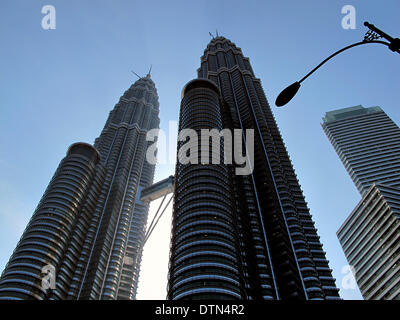 Petronas Twin Towers in Kuala Lumpur Malaysia sind die höchsten Zwillingstürme der Welt Stockfoto