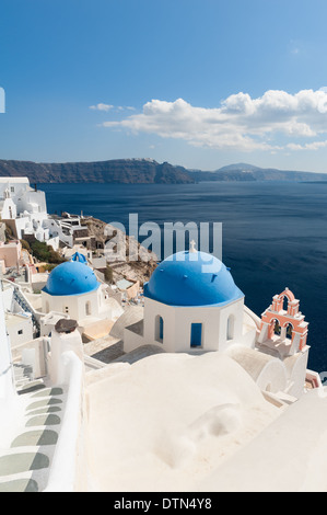 Oia Santorini durch die Ägäis Stockfoto