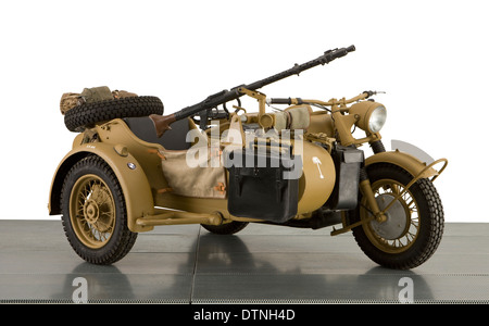 1943 BMW 750cc R7 Afrika Korps militärische Motorrad und Beiwagen Kombination Stockfoto