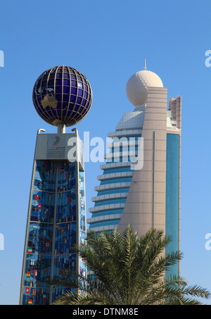 Vereinigte Arabische Emirate, Dubai, Sheikh Zayed Road, World Trade Center, Etisalat Gebäude, Stockfoto