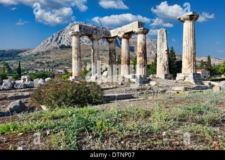 Der Tempel des Apollo (6. Jh. v. Chr.) im antiken Korinth, Griechenland Stockfoto
