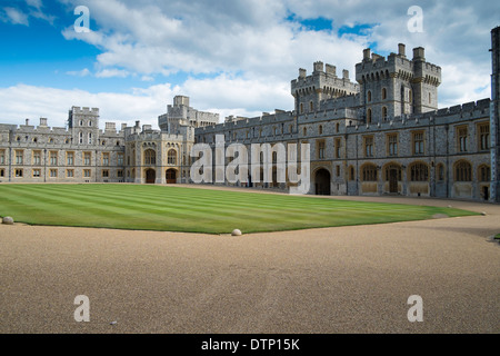 Das Viereck von Schloss Windsor, England Stockfoto