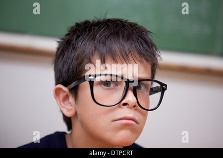 Nahaufnahme eines ernsthaften Schüler Stockfoto
