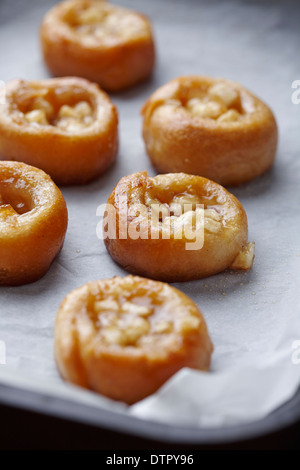 Mini-Apfel Kuchen frisch aus dem Ofen Stockfoto