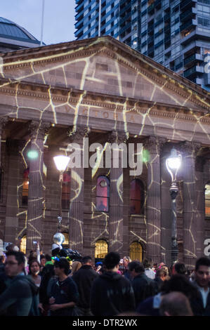 Melbourne, Australien. 22. Februar 2014. Staatsbibliothek auf White Night, Melbourne, 22. Februar 2014 Credit: Philip Spiel/Alamy Live-Nachrichten Stockfoto