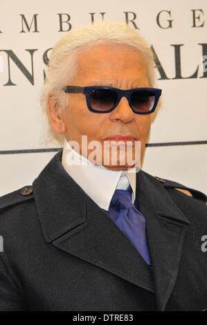 Karl Otto Lagerfeld ist deutsche Modeschöpfer, Designer, Fotograf und Kostümbildner an der Vernissage von Feuerbach Musen Lagerfeld Modelle in der Hamburger Kunsthalle auf Samstag, 22. Februar 2014 Stockfoto