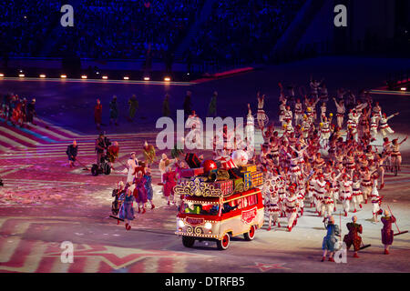 Sotschi, Krasnodar Krai, Rußland. 23. Februar 2014. Szenen aus der Abschlussfeier am Fisht Olympiastadion, Coastal Cluster - XXII Olympischen Winter Spiele Credit: Action Plus Sport/Alamy Live News Stockfoto