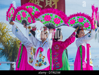 Koreanische Volkstänzer Höchstleistungen des chinesischen Neujahrsfestes in Las Vegas statt Stockfoto