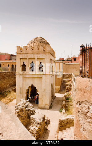 Almoravid Koubba (Dôme Les Almoravides), Place De La Kissariat Ben Youssef in Marrakesch, Marokko. Stockfoto