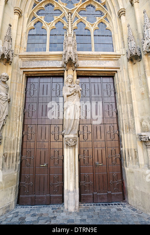 Portal der Kirche Notre-Dame, Münster, Münsterland, Nordrhein-Westfalen, Deutschland Stockfoto