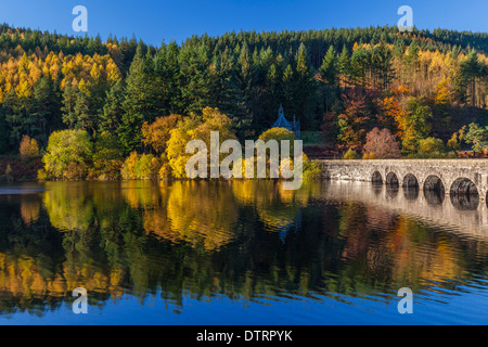 Carreg Ddu Viadukt und Stausee, Elan Valley, Powys, Wales, Großbritannien Stockfoto