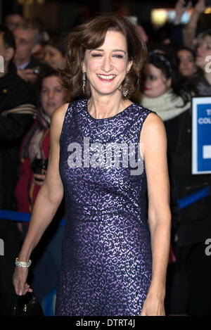 London, UK. 23. Februar 2014: Haydn Gwynne kommt bei den WhatsOnStage Awards 2014 im Prince Of Wales Theatre in London statt. Siehe Foto Li Hauptstadt/Alamy Live News Stockfoto