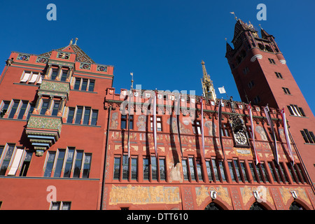 Rotes Rathaus in der Altstadt von Basel, Schweiz Stockfoto