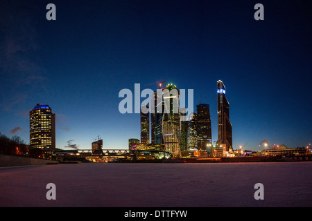 Nachtansicht des Geschäftszentrums Moskau City Stockfoto