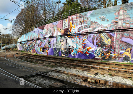 Bunte Graffiti Streetart urban in Brussel, Belgien. Stockfoto