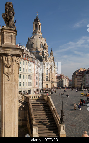 New-Marktplatz Neumarkt in Dresden gesehen von der Judenhof mit der Kirche unserer lieben Frau Dresden Frauenkirche Stockfoto