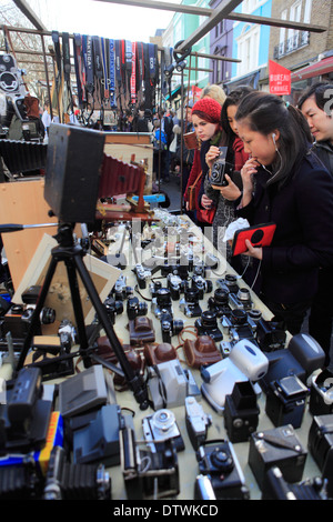 Großbritannien-Londoner Stadtteil Kensington und Chelsea Portobello Road Market Samstag Stockfoto