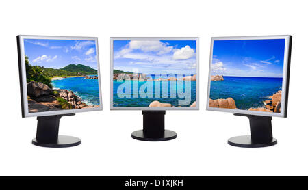 Panorama der Küste auf Computer-Bildschirmen Stockfoto