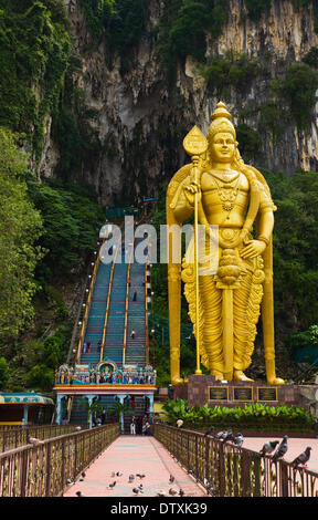 Statue des hindu-Gottes Muragan zu Batu caves Stockfoto