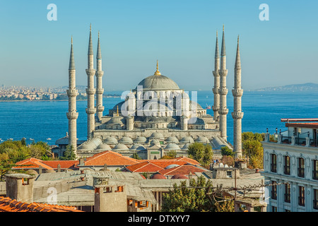 Blaue Moschee in Glorius Sonnenuntergang, Istanbul, Sultanahmet Park. Die größte Moschee in Istanbul von Sultan Ahmed (Osmanisches Reich). Stockfoto