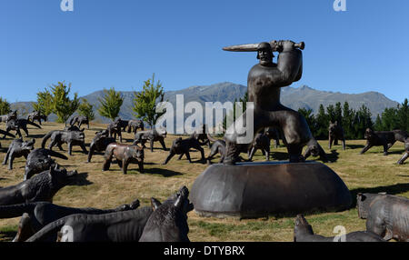 Arrowtown, Neuseeland. 25. Februar 2014. Gesamtansicht im The Hills vor dem Start der New Zealand Golf Open in The Hills, Arrowtown, Neuseeland. Bildnachweis: Action Plus Sport Bilder/Alamy Live News Stockfoto