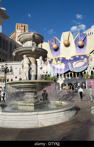 Las Vegas, Nevada, USA-August 12, 2012:las Vegas Stadt am Tag time.view der venezianischen Hotels und Casinos. Dieses Hotel hat eine Replikat-o Stockfoto