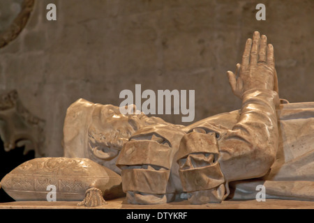 Grab des Entdeckers Vasco da Gama in der Kirche von Santa Maria de Bélem, einem UNESCO-Website, Lissabon, Belém Viertel, Portugal. Stockfoto