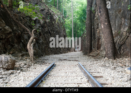 Gleise, Ende, Denkmal, Denkmal, Hellfire Pass, Konyu schneiden, Death Railway, Bestandteil der Burma-Bahn oder Stockfoto