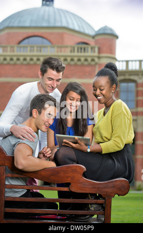 Studenten an der University of Birmingham, UK Stockfoto